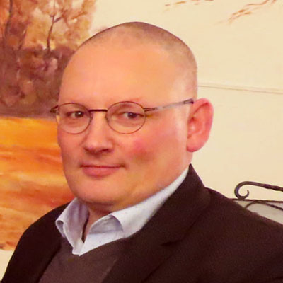 Hubert Ashauer (©) Holger Sprenger